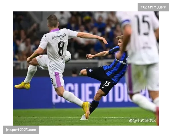 事件脉络:一次季后赛级别的边线球攻防,如何成为两队赛季第三次交锋的缩影 事件脉络:一次季后赛级别的边线球攻防,如何成为两队赛季第三次交锋的缩影